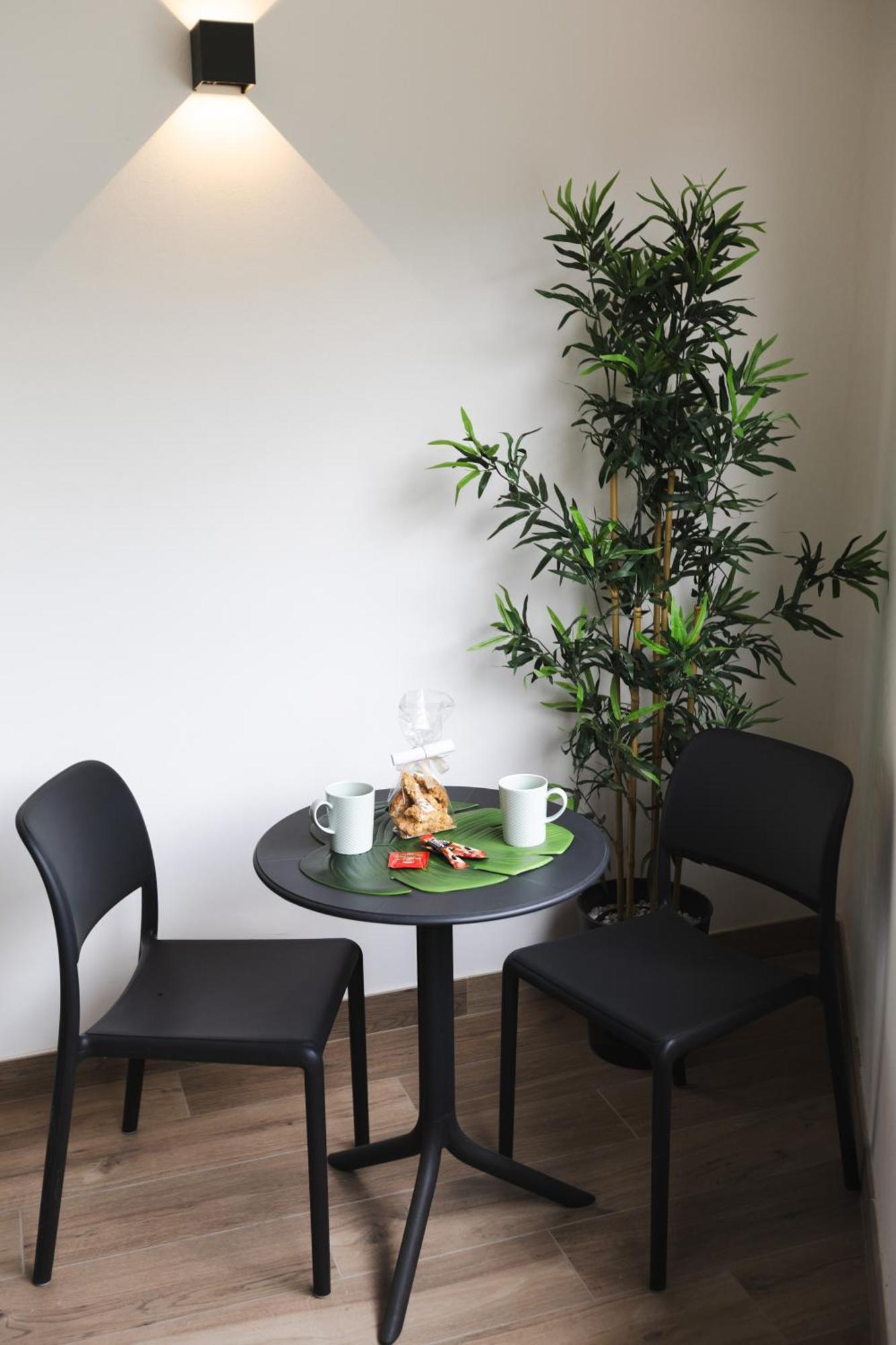 Boutique Apartments By Annalisa Torbole Sul Garda Exterior foto